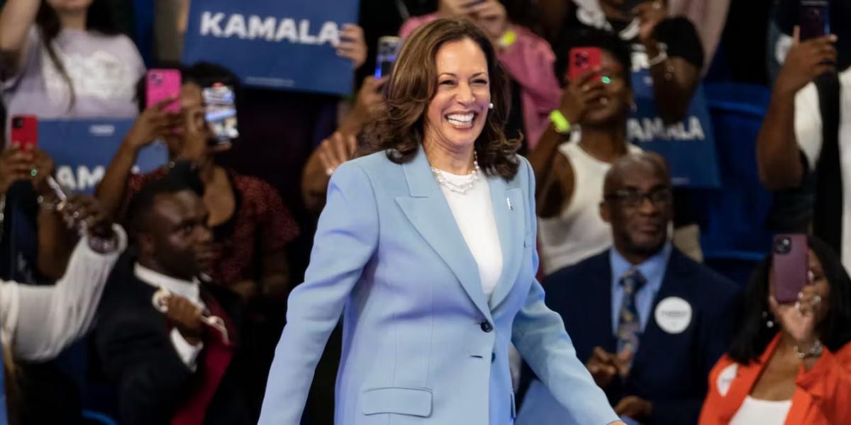 Cuando La Ropa Es El Mensaje De Las Deportivas De Kamala Harris Al