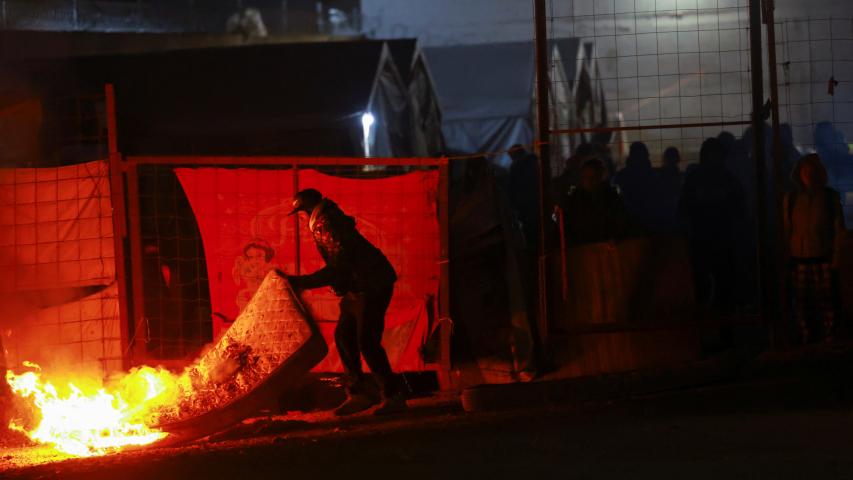 Migrantes Incendian Campamento En Chihuahua