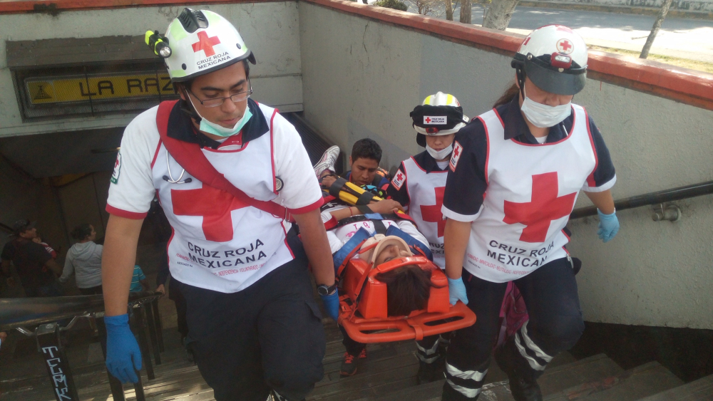 La Cruz Roja Mexicana busca entrenar más paramédicos para cubrir el déficit de talento.