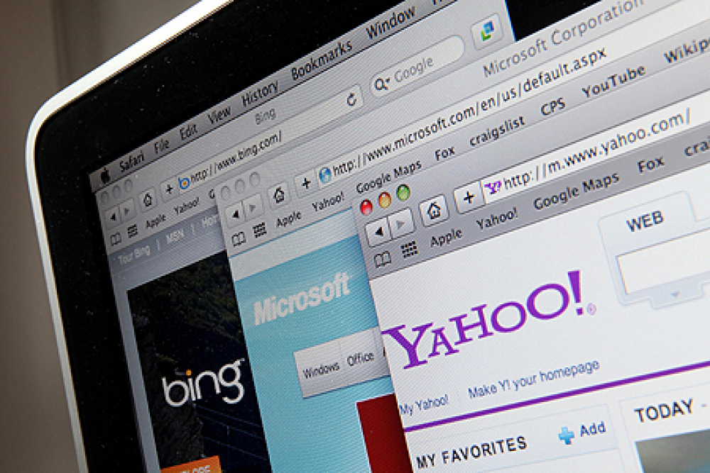 SAN ANSELMO, CA - JULY 29: The websites of Bing, Microsoft and Yahoo are displayed on a computer monitor July 29, 2009 in San Anselmo, California. Microsoft and Yahoo have announced a 10-year internet search partnership in an attempt to take away users from search giant Google. (Photo Illustration by Justin Sullivan/Getty Images/AFP== FOR NEWSPAPERS, INTERNET, TELCOS & TELEVISION USE ONLY ==