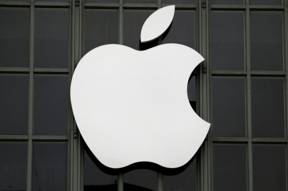 FILE PHOTO: The Apple Inc logo is shown outside the company