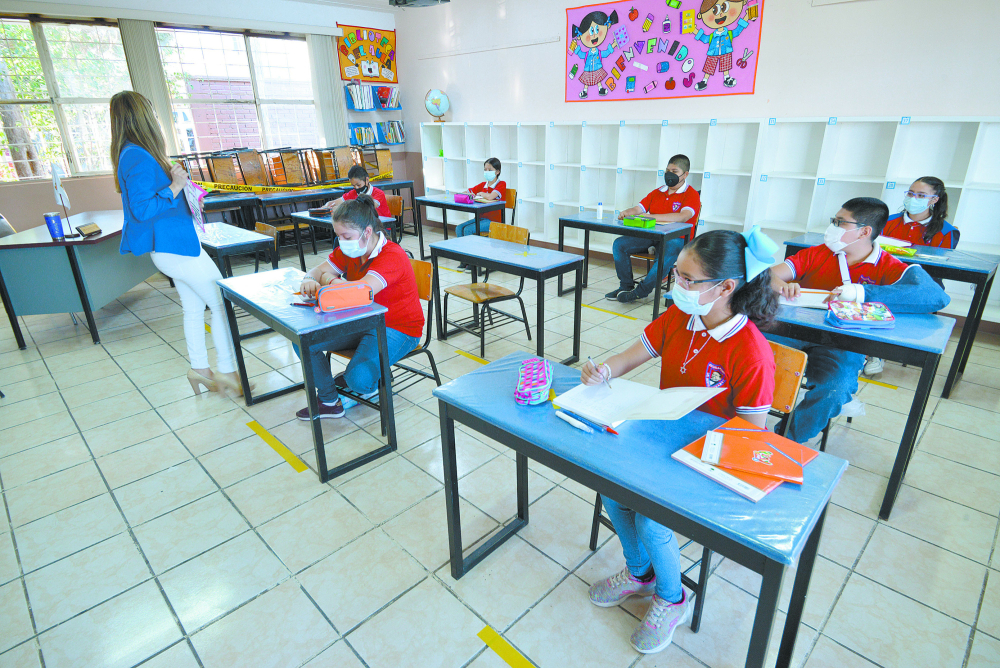 La organización señaló que tras este lapso de pandemia, se agudizó el abandono escolar en México. Foto: Cuartoscuro