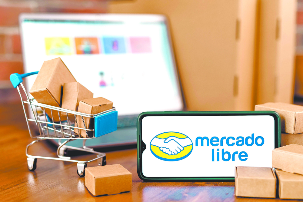 Mercado Libre reportó un valor de mercancías venidas de 20,000 mdd el primer semestre. Foto: Shutterstock