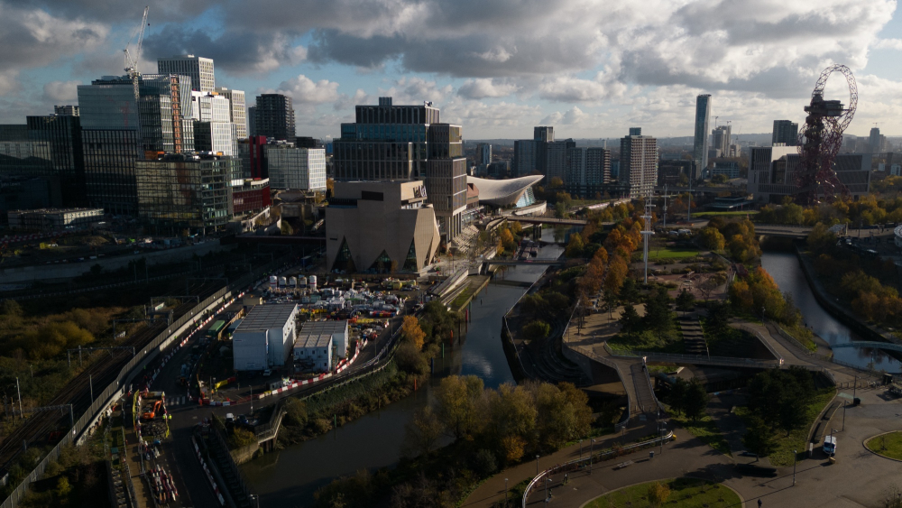 Panorámica de edificios en el parque olímpico Queen Elizabeth, en Stratford, al este de Londres. Foto: AFP.