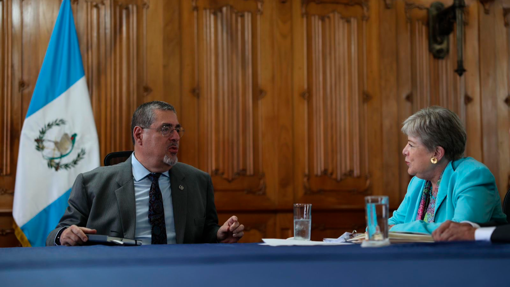 La canciller Alicia Bárcena se reunió con el presidente de Guatemala, Bernardo Arévalo. Foto EE: Cortesía X / @aliciabarcena