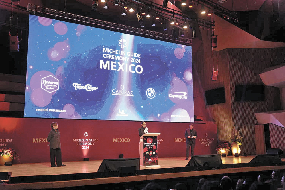 La presentación de la Guía Michelin México, en el Centro Cultural Robeto Cantoral, es un gran paso para la industria culinaria. Foto EE: Cortesía