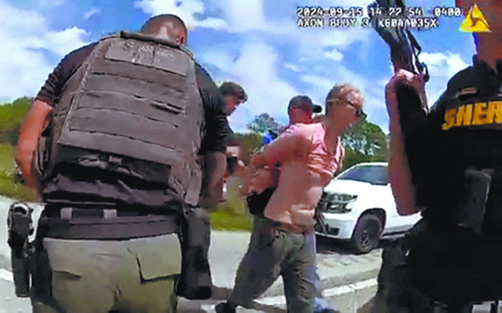 Ryan W. Routh, posible tirador que tenía intenciones de atacar a Trump, en el momento de su detención en Palm City, Florida. Foto: Reuters