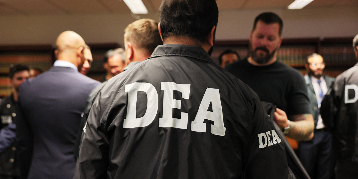 Gobierno de Trump abandona plan de integrar agencia ATF en la DEA tras oposición