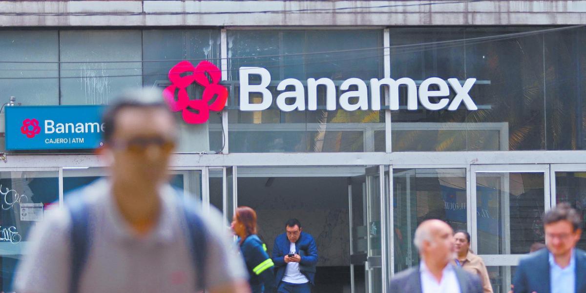 Banamex raises $900 million through AT1 bonds