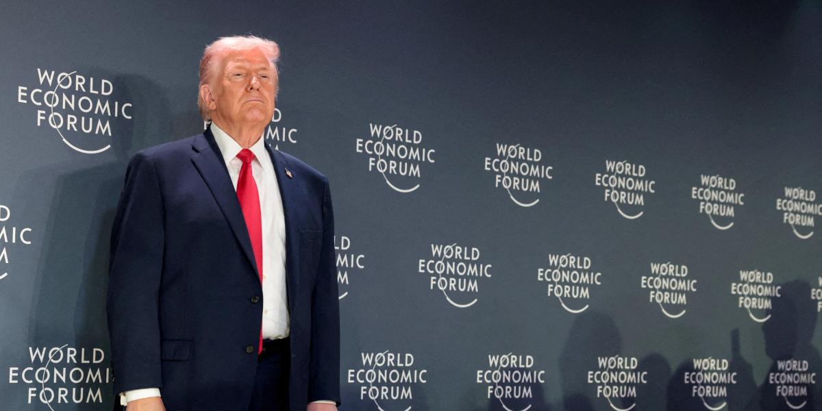 Trump amenaza a Canadá con arancel del 100% por un posible acuerdo con China