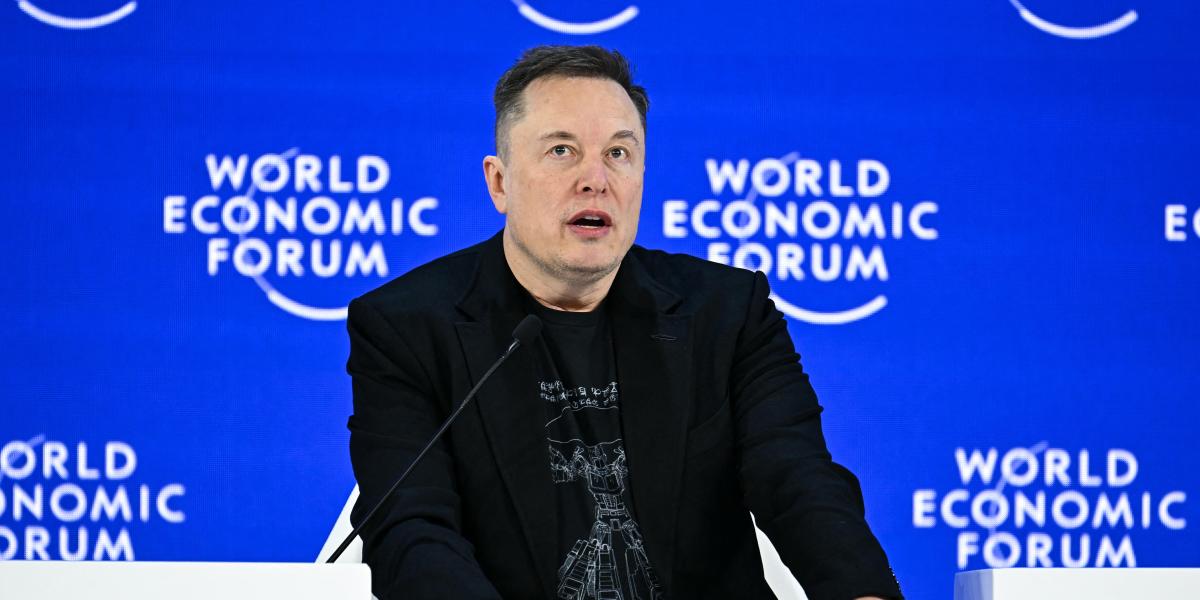 Elon Musk pide a bancos que gestionan salida a bolsa de SpaceX adquirir ...