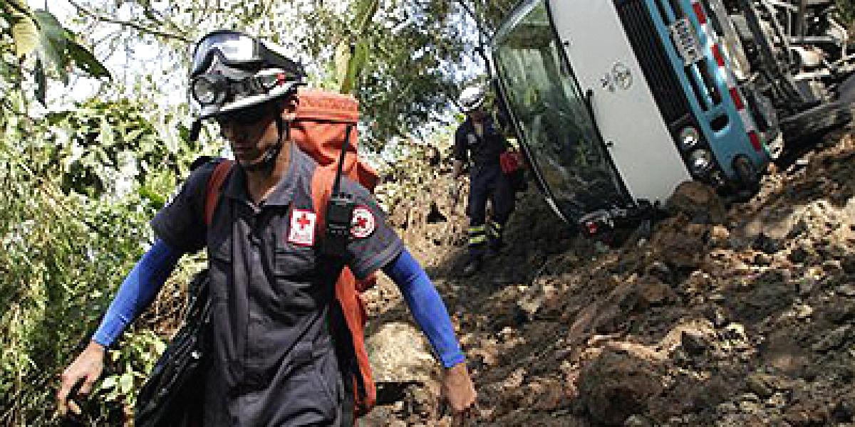 Costa Rica decreta emergencia nacional por sismo