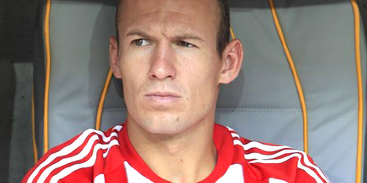 Holanda debe pagar salario a Robben: Bayern