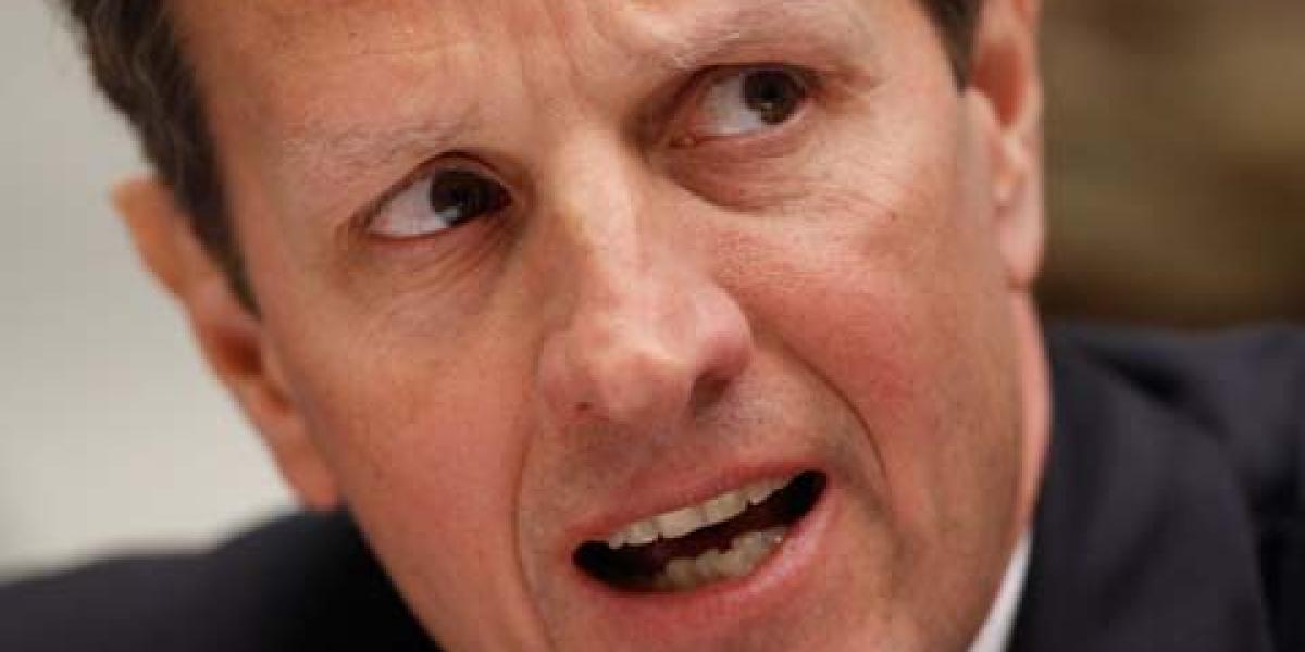 Geithner viaja a Europa para analizar crisis