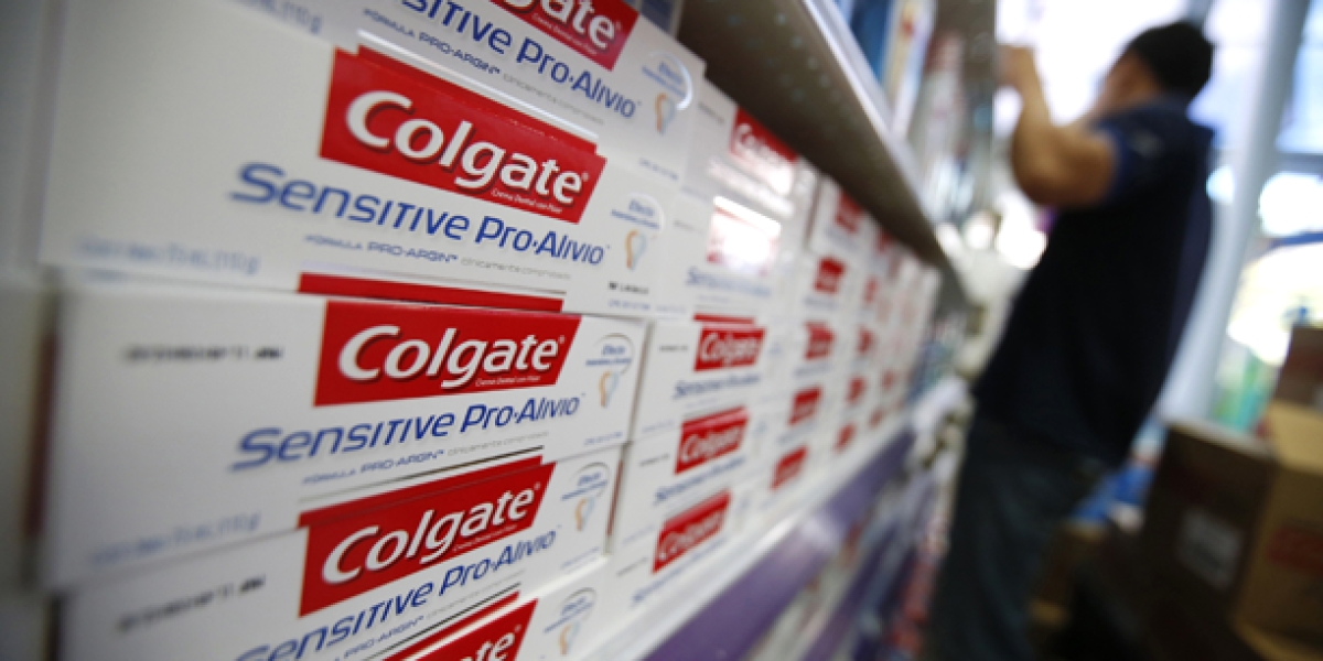 Colgate incrementa sus ganancias