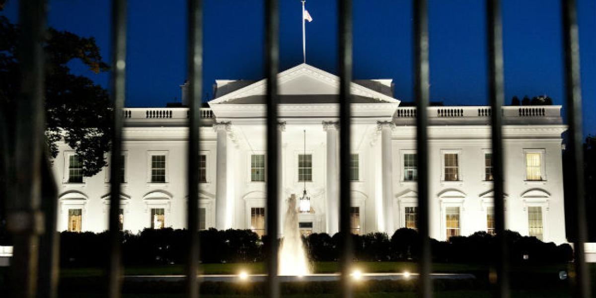 Tensión en EE.UU.: La Casa Blanca cuestiona la gestión financiera de la Fed y denuncia sobrecostos en sus proyectos