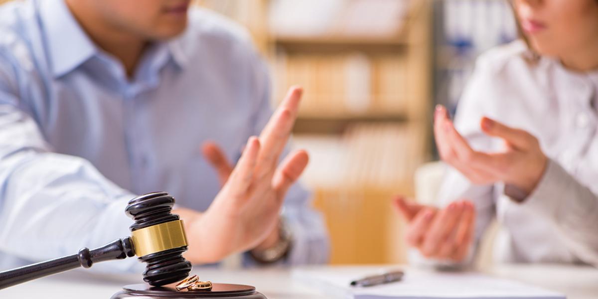 En caso de divorcio, ¿qué ocurre con una hipoteca conyugal?