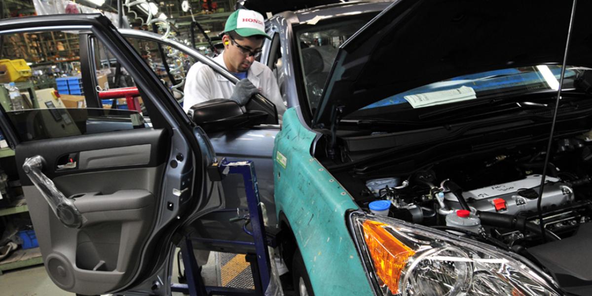 Casi todas las automotrices caen en bolsa tras amenaza de nuevos ...