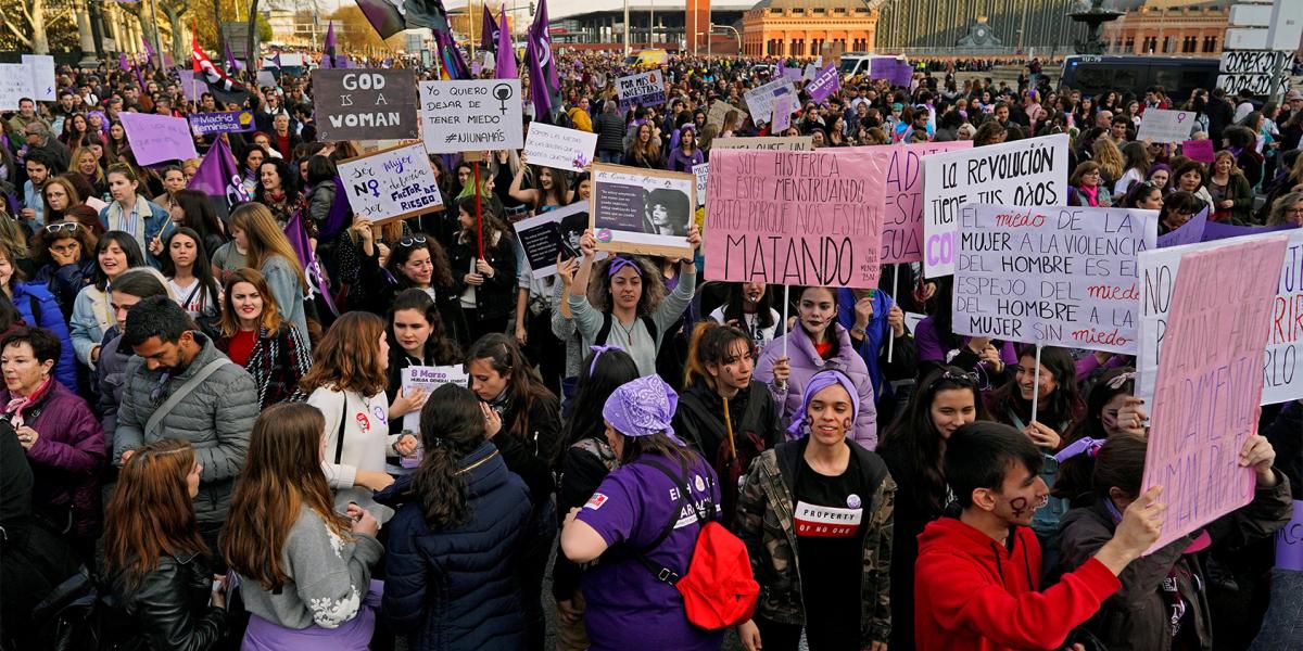 Día Internacional de la Mujer se conmemora con marchas en todo el mundo