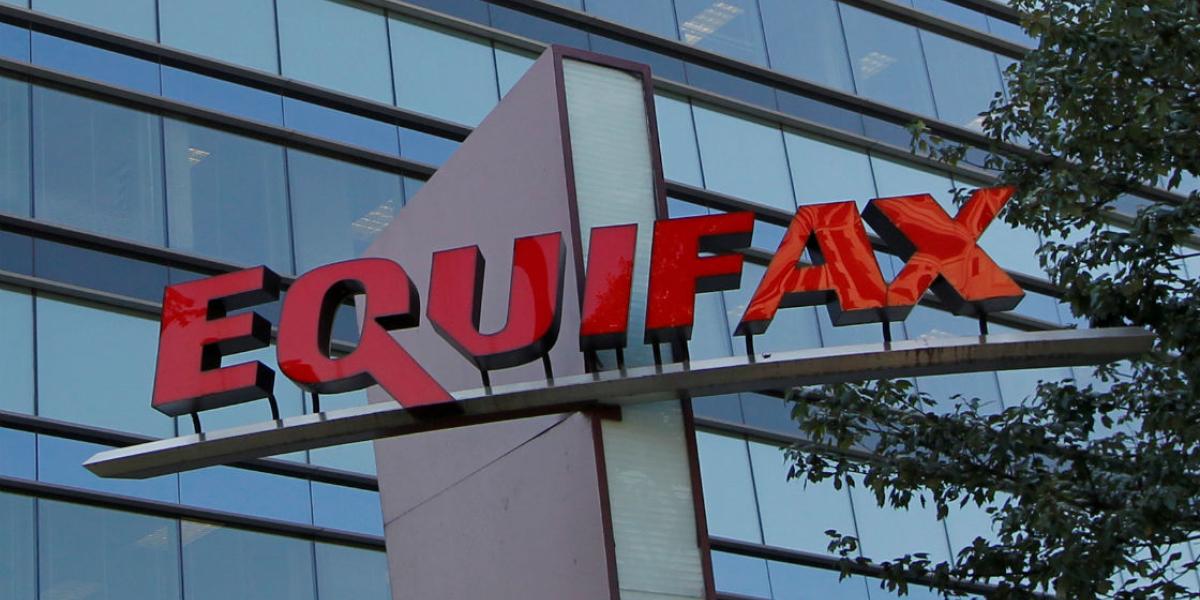 Equifax adquiere Círculo de Crédito