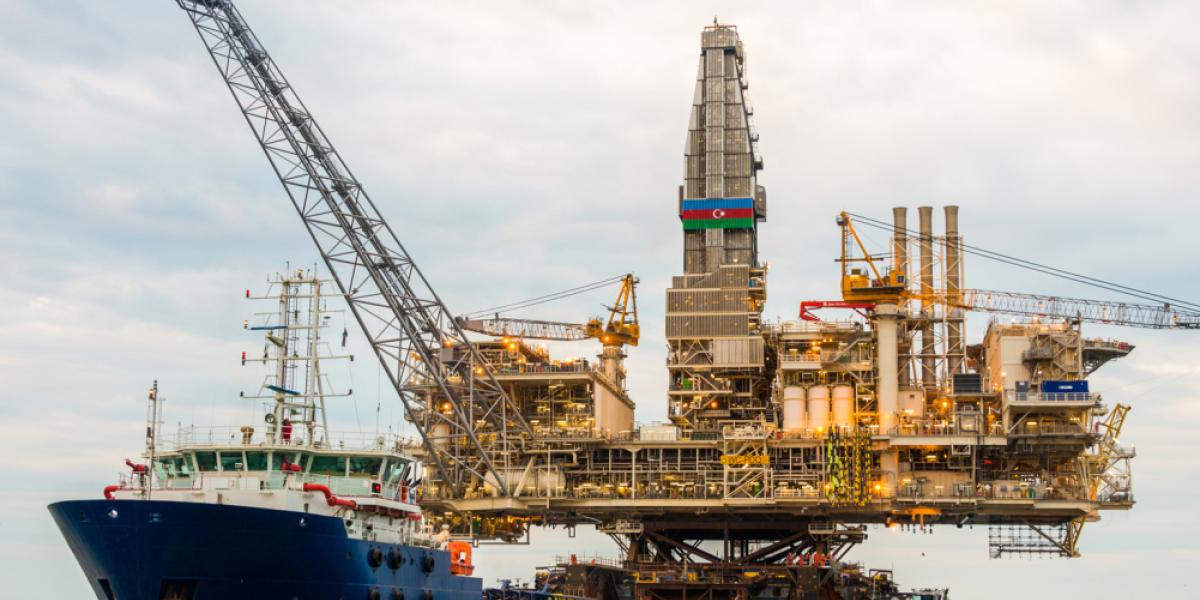 Mezcla mexicana rompe la barrera de los 100 dólares por barril