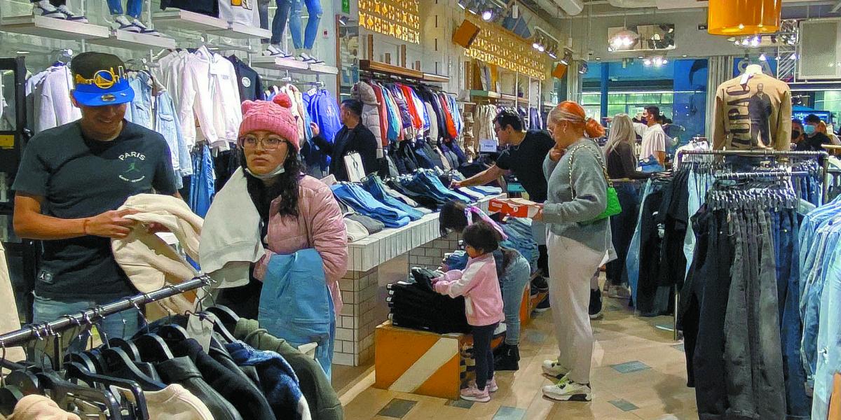 Winter Sales Surge: Save Up to 70% & Manage Finances - finanzas news from El Economista