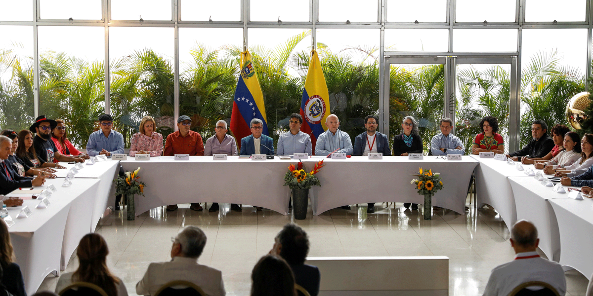 Gobierno de Colombia y guerrilla ELN discutirán cese al fuego en ...
