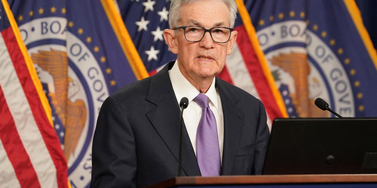 La Fed mantiene sus tasas de interés sin cambios y anticipa varios ...