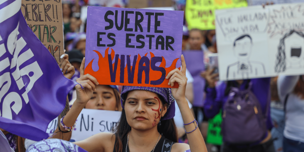8M: Participaron más de 180,000 mujeres en marcha de la CDMX