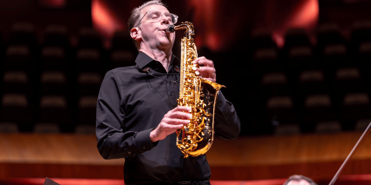 Timothy McAllister y la Orquesta de Minería hacen historia musical en