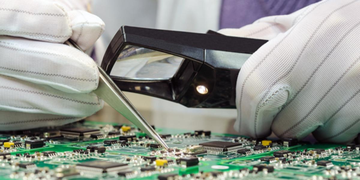 EU autoriza exportación de chips avanzados de IA a Emiratos Árabes por ...