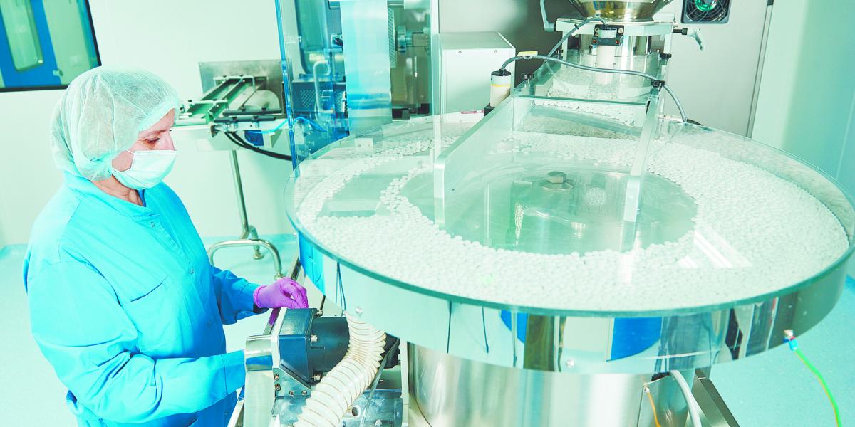 Farmacéuticas deberán invertir en México para vender al gobierno