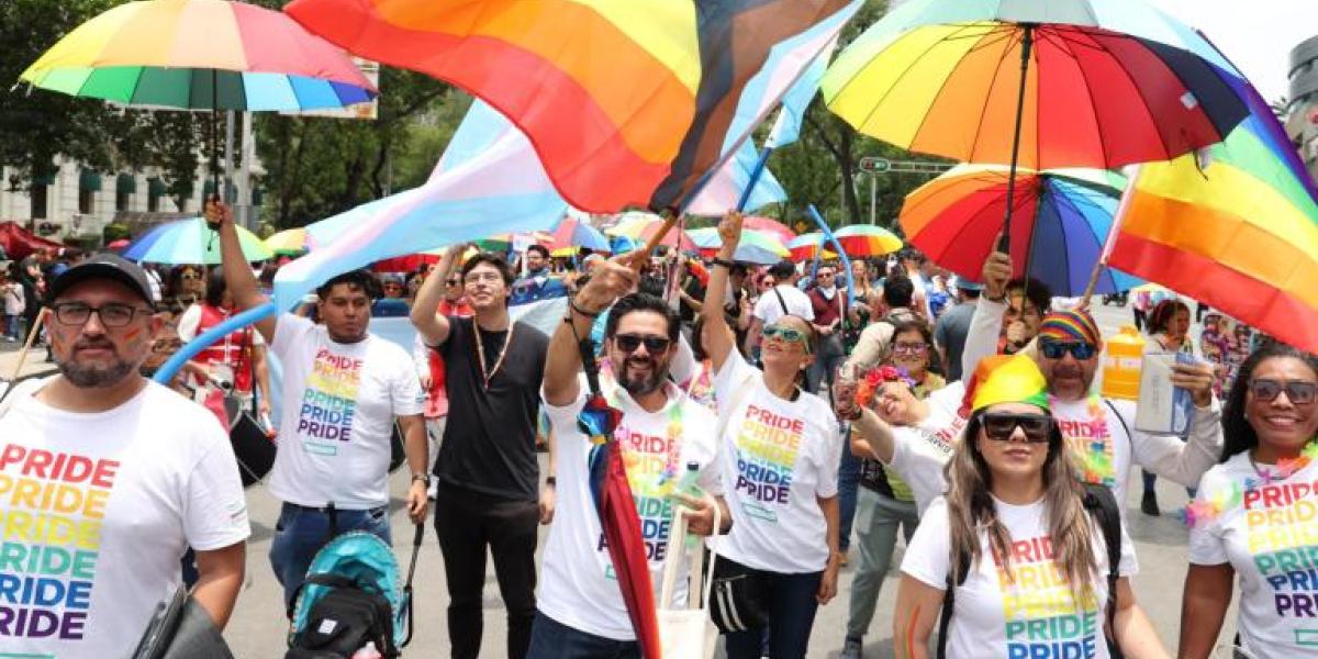 Día histórico: asisten 800,000 personas a Marcha del Orgullo 2025