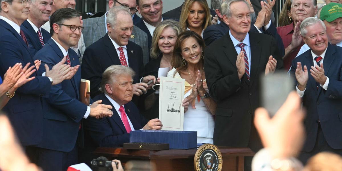 Donald Trump promulga su emblemática ley de presupuesto en el Día de la ...