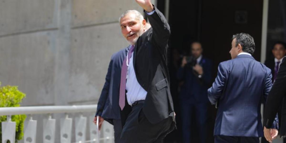 Morena en Senado da espaldarazo a Adán Augusto y rechaza punto de acuerdo  para exhortarlo a pedir licencia