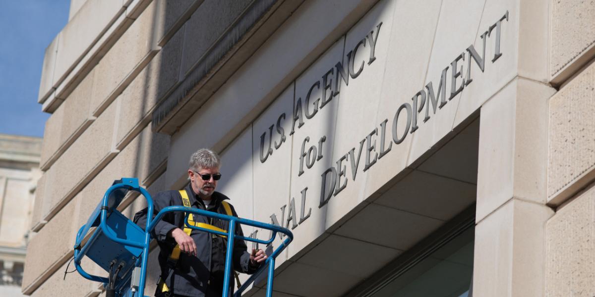 La tasa de desempleo en Estados Unidos sube a 4.2% en julio
