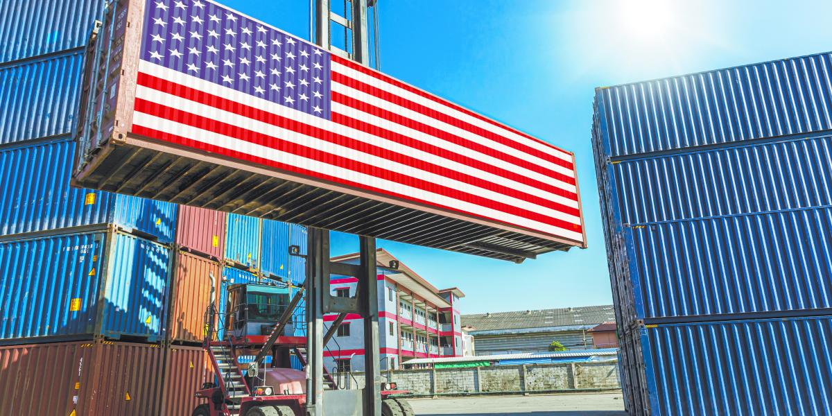 Curtis J.Ilhaupt Y Angela Huyue Zhang 