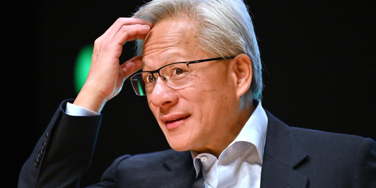“La IA no nos liberará del trabajo”: Jensen Huang y el futuro del empleo