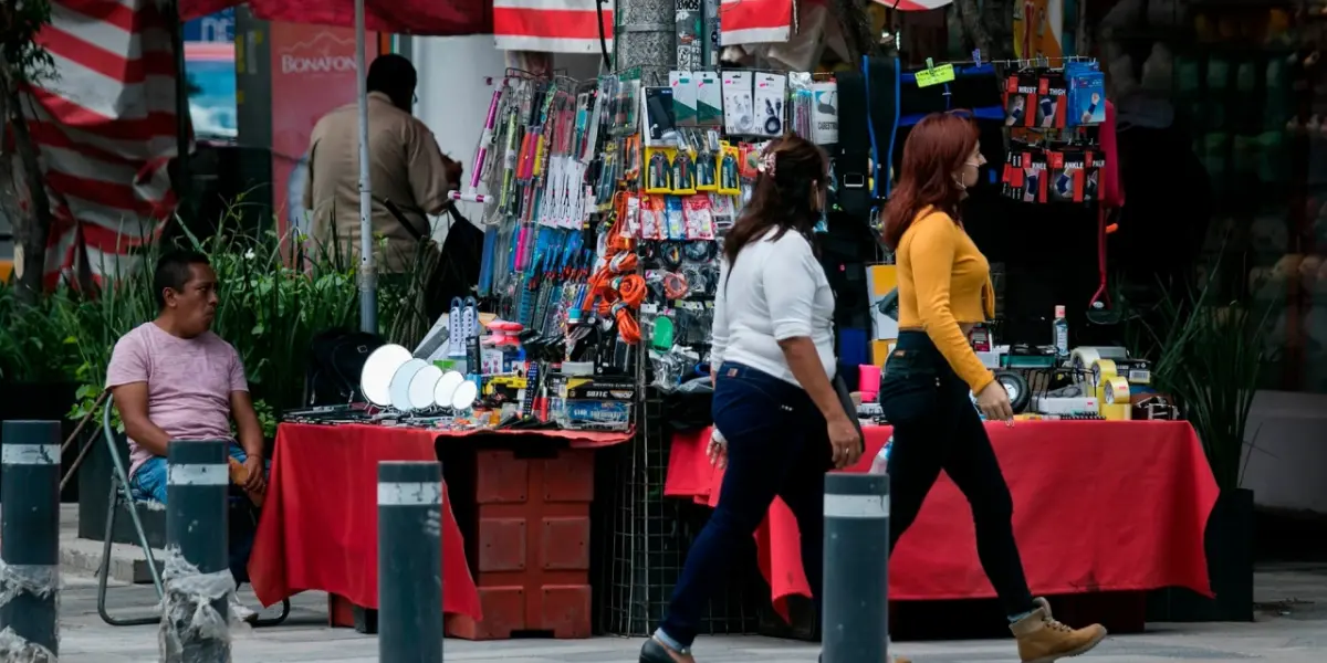 Economía informal aporta 25% del PIB en México