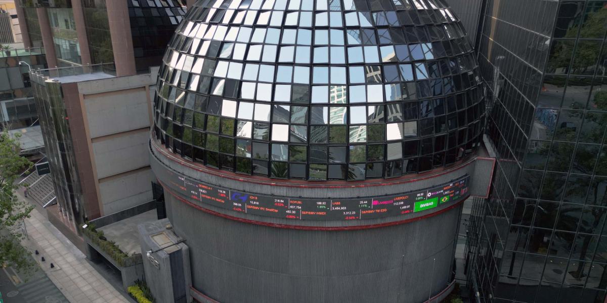 Bolsa mexicana cae con fuerza y perfila su tercer descenso consecutivo; mineras presionan