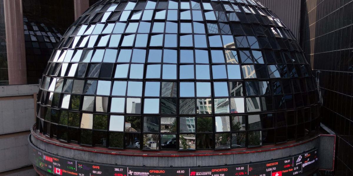 Bolsa mexicana muestra pocos cambios tras racha de máximos históricos