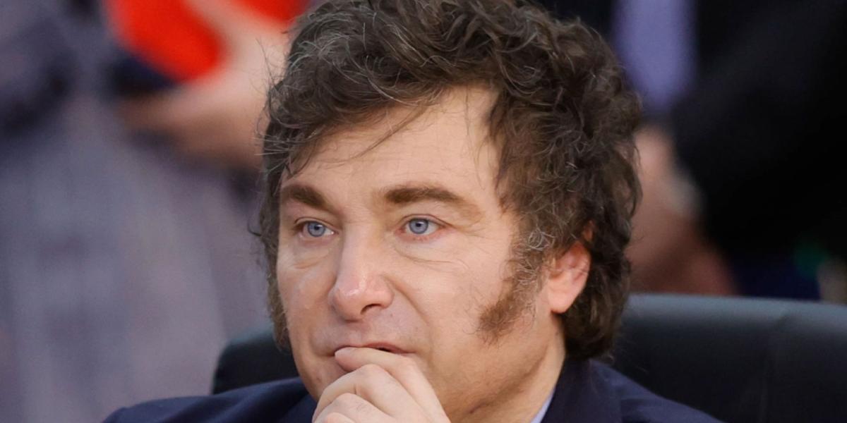 Milei nombra nuevo vocero presidencial en medio de polémica que rodea a Manuel Adorni
