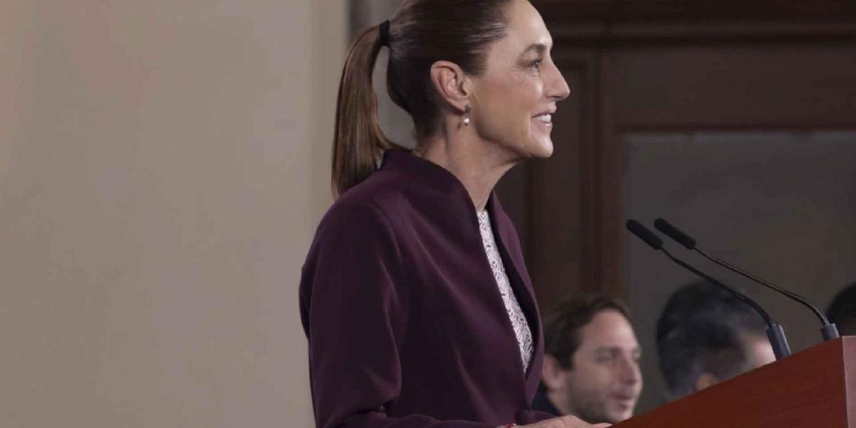 Sheinbaum se reúne con secretario de Seguridad de EU en Palacio ...