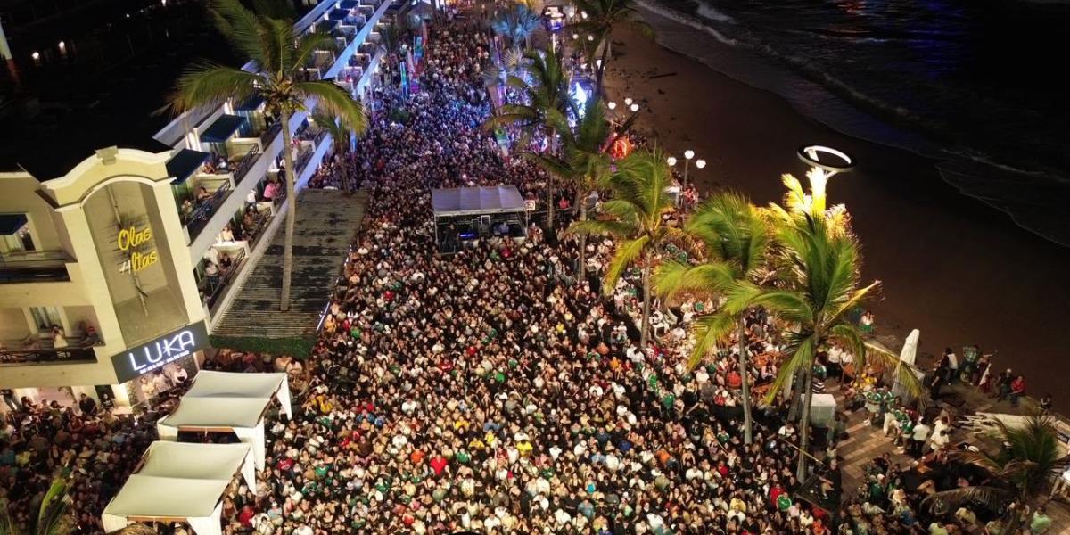 Más de 16 mil personas disfrutan de "Mazatlán, La Fiesta del Futbol
