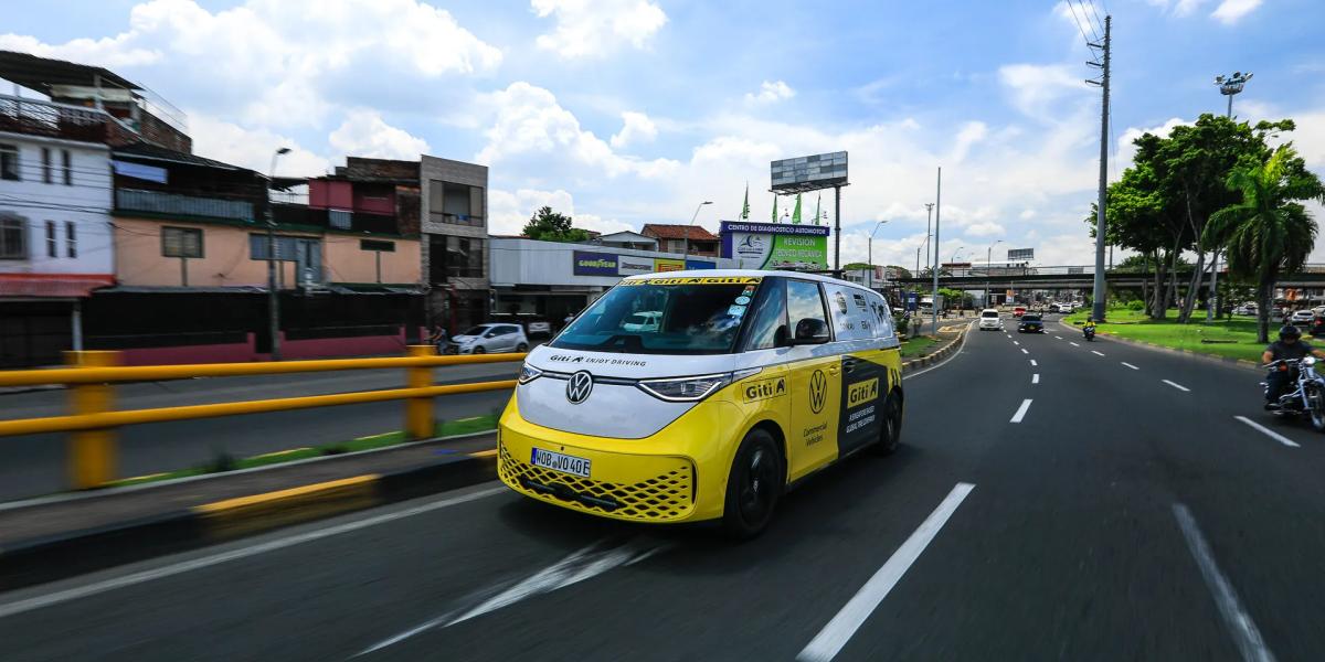 Volkswagen ID. Buzz Eléctrica Completa Vuelta al Mundo con Récord Guinness y Batería al 95%