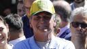 El expresidente brasileño Jair Bolsonaro lleva una gorra con la leyenda "Dios, Patria, Familia y Libertad".