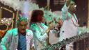 Rita Lee acompañada de Caetano Veloso y Gilberto Gil en una presentación en la escuela Aguia de Ouro Samba en 2012. Foto: Reuters