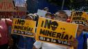 Protestas en El Salvador en contra de la ley que permite la minería metálica, después de años de prohibición.