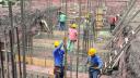 El empleo en el sector de la construcción en Argentina cayó 17.2% en 2024.