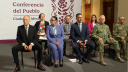 El gabinete de seguridad está investigando el ataque mortal a la la influencer Valeria Márquez mientras retransmitía en directo un vídeo con consejos de belleza en TikTok, dijo la mañana de este jueves la presidenta Claudia Sheinbaum.

Para más información del tema, visita: https://www.eleconomista.com.mx/politica/sheinbaum-confirma-gabinete-seguridad-investiga-asesinato-tiktoker-valeria-marquez-20250515-759213.html

¡Síguenos en nuestras redes sociales para mantenerte informado!

Twitter: https://twitter.com/eleconomista 
Facebook: https://www.facebook.com/ElEconomista.mx
Instagram: https://www.instagram.com/eleconomistamx
LinkedIn: https://www.linkedin.com/company/el-economista/

#ElEconomista #EETV